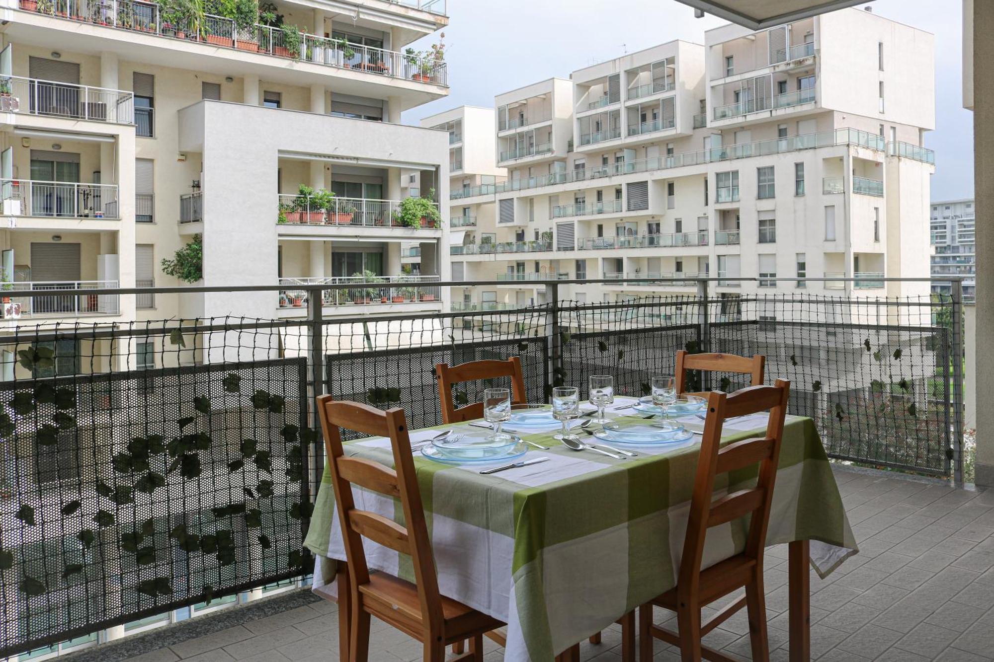 ミラノUrban Balcony Hideaway - 3 Peopleアパートメント エクステリア 写真